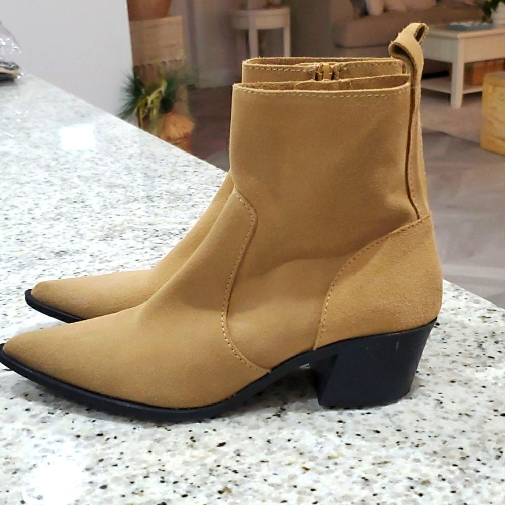 ✨️Zara Women’s Suede Ankle, Side Zip Boots, NWOT,  size 36✨️ - Picture 2 of 8